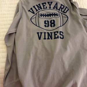 Vineyard Vines Men's Crewneck in Light Gray football theme